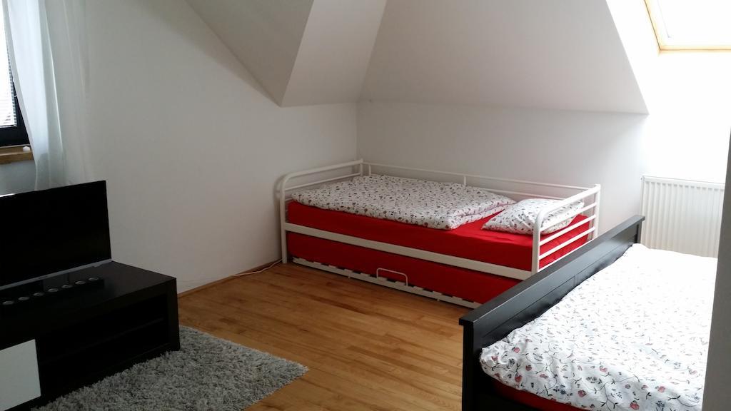 Penzion - Rybolov Pro Deti A Dospele Lázně Bohdaneč Quarto foto