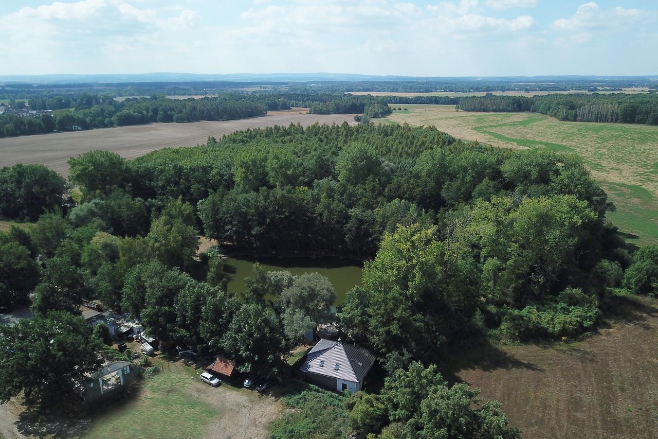 Penzion - Rybolov Pro Deti A Dospele Lázně Bohdaneč Exterior foto